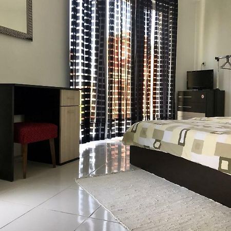 Helga Apartment Обзор Екстер'єр фото