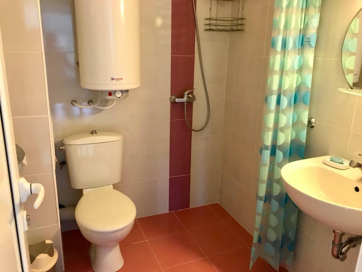 Helga Apartment Обзор Екстер'єр фото